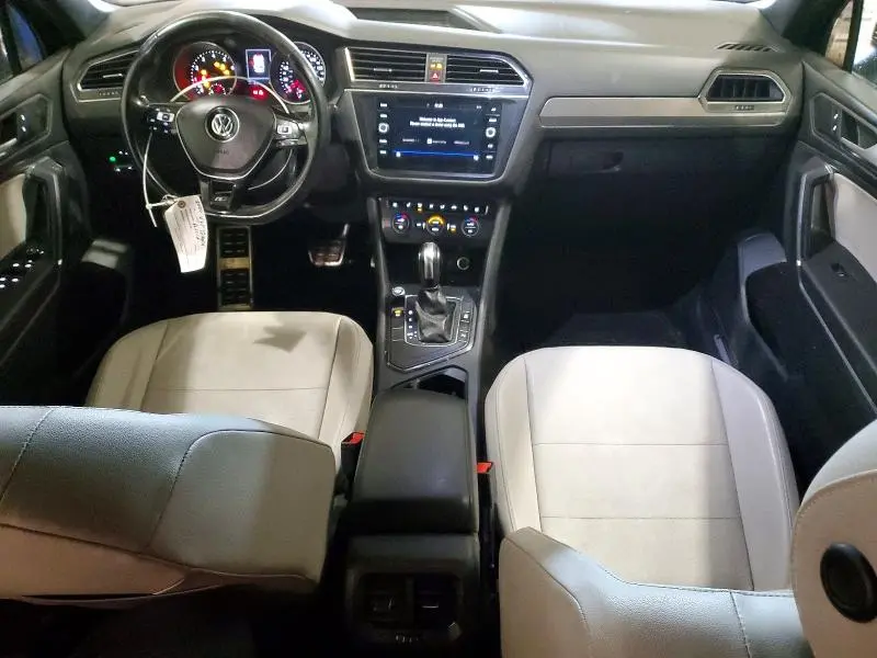 2020 VOLKSWAGEN TIGUAN SE  