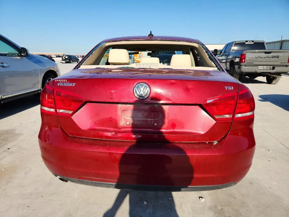 2015 VOLKSWAGEN PASSAT S  