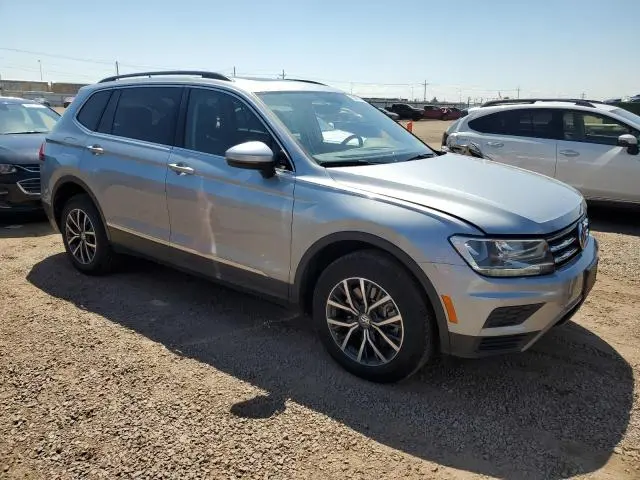2020 VOLKSWAGEN TIGUAN SE  