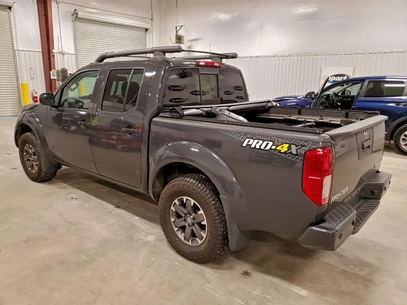 2015 NISSAN FRONTIER S  