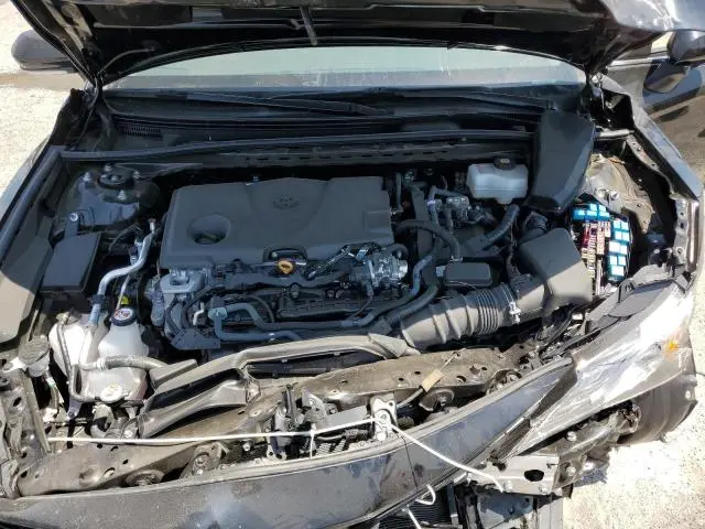 2024 TOYOTA CAMRY XLE  