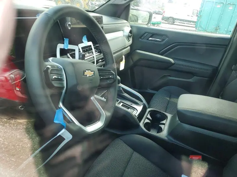 2025 CHEVROLET COLORADO LT  