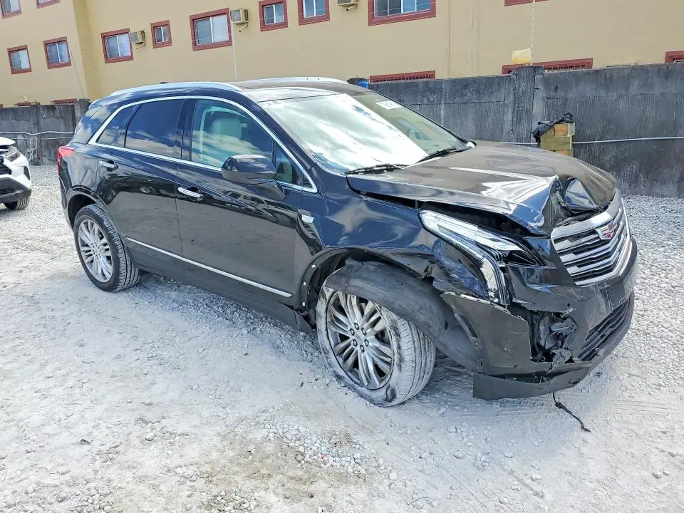 2018 CADILLAC XT5 PREMIUM LUXURY  
