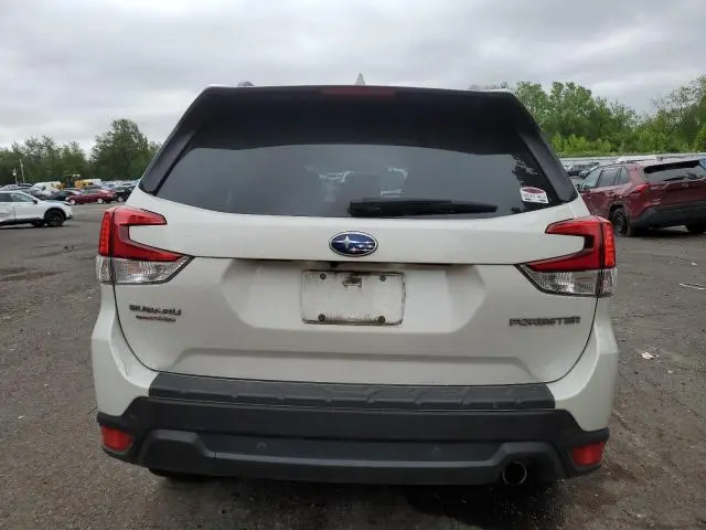 2021 SUBARU FORESTER LIMITED  