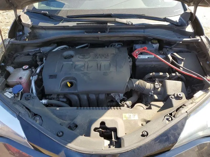 2020 TOYOTA C-HR XLE  