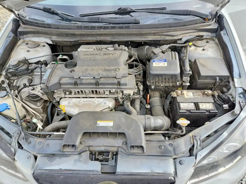 2010 HYUNDAI ELANTRA GLS  