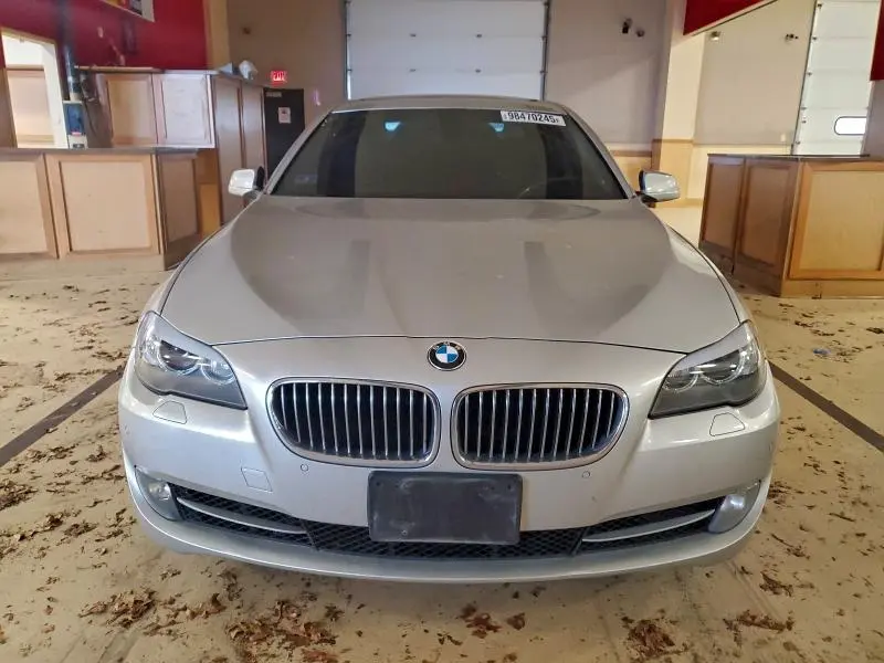 2013 BMW 528 XI  