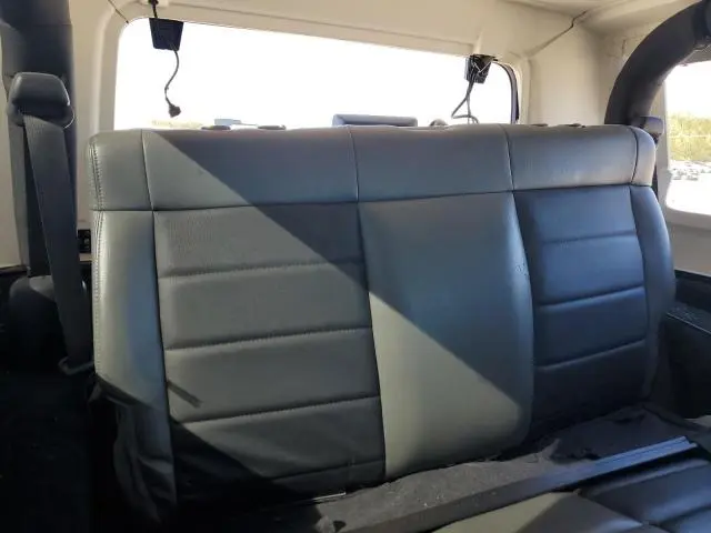 2010 JEEP WRANGLER SAHARA  