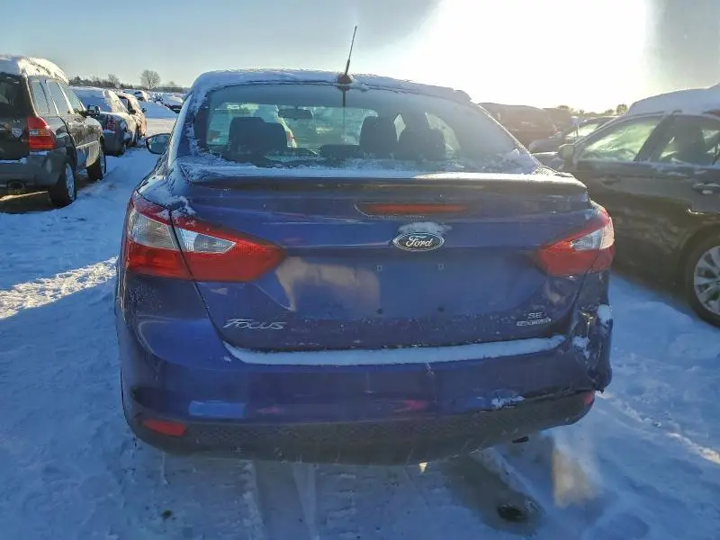 2012 FORD FOCUS SE  