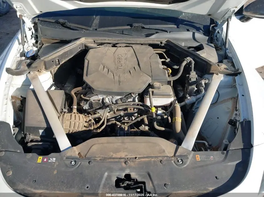 2022 KIA STINGER GT-LINE