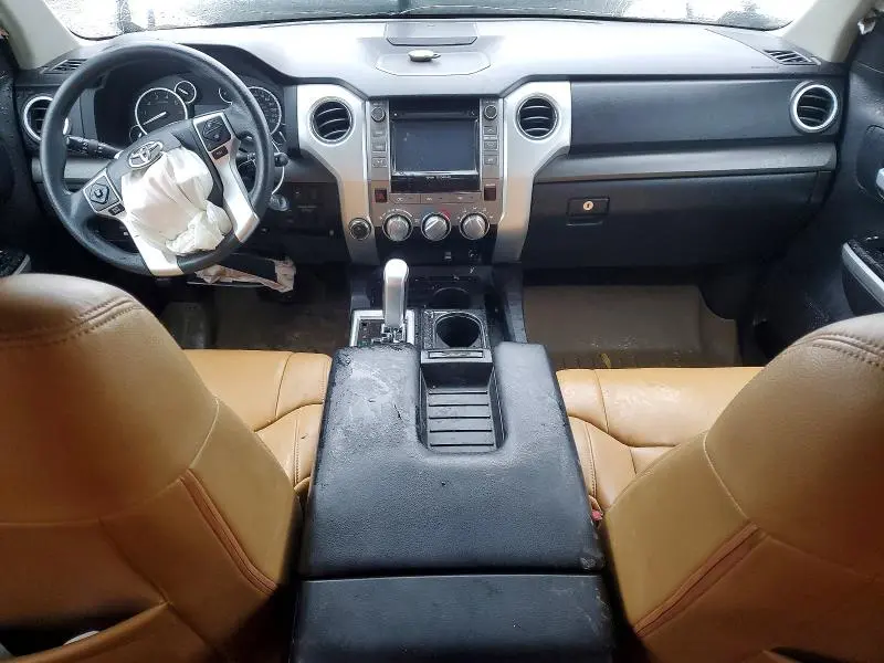 2016 TOYOTA TUNDRA SR5  