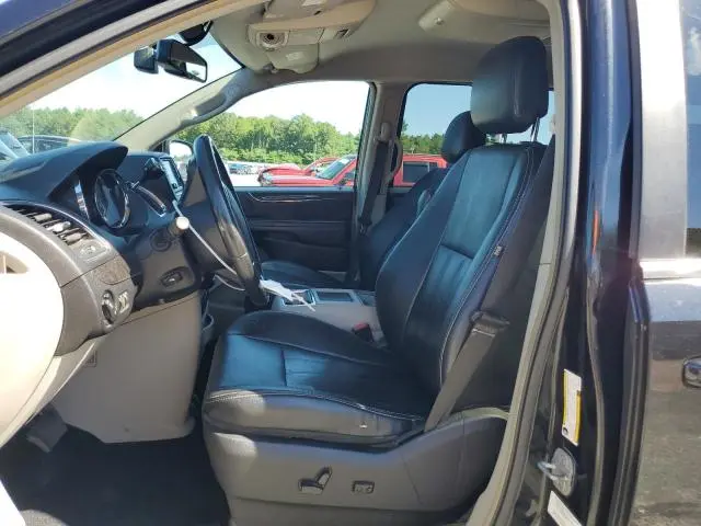 2011 CHRYSLER TOWN & COUNTRY TOURING L  