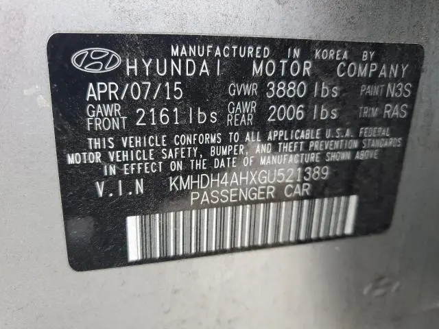 2016 HYUNDAI ELANTRA SE  