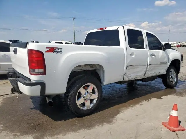 2011 GMC SIERRA K2500 DENALI  