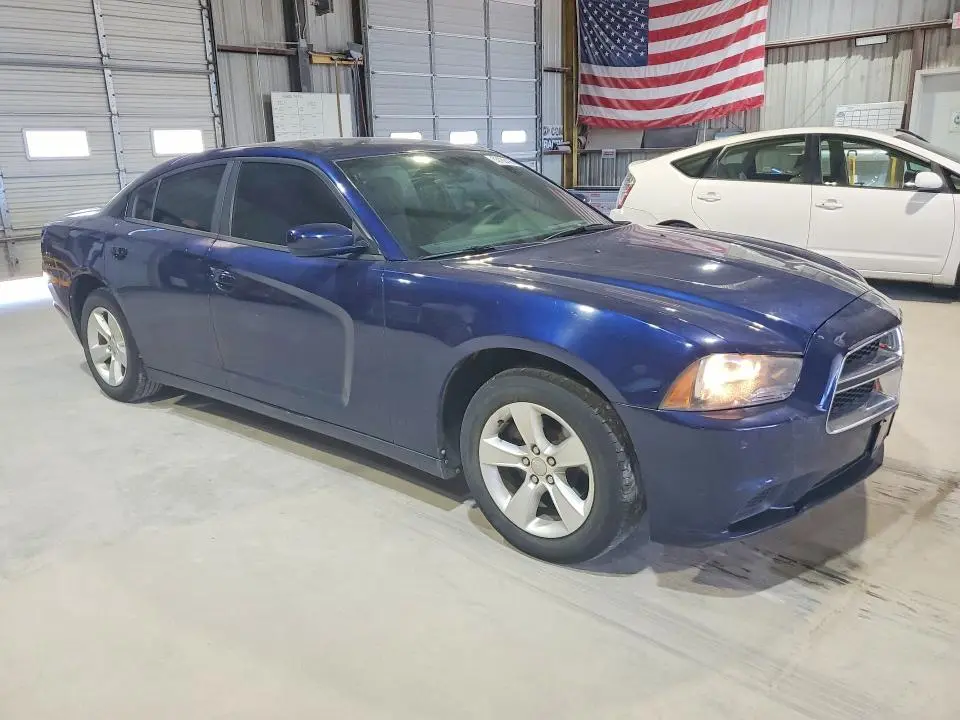 2014 DODGE CHARGER SE  