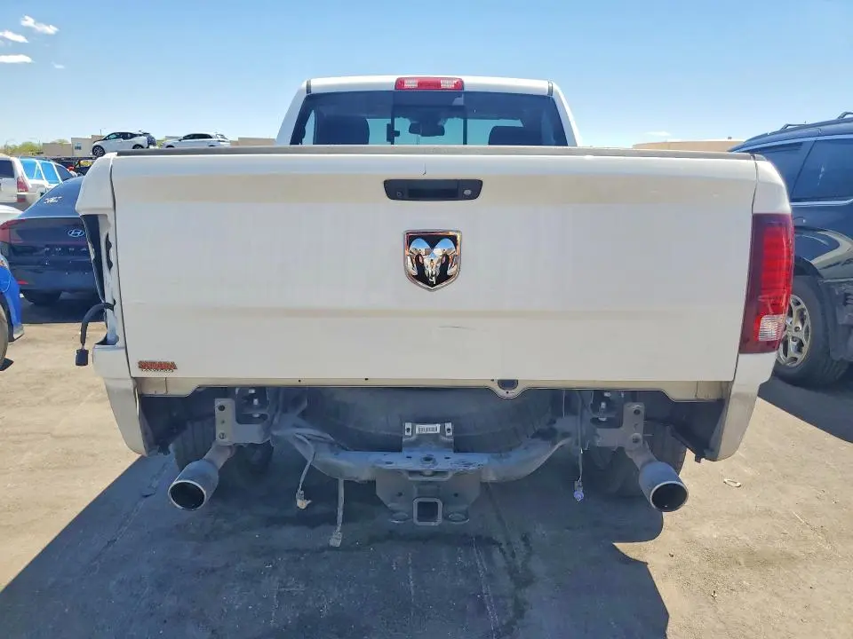2018 RAM 1500 SPORT  
