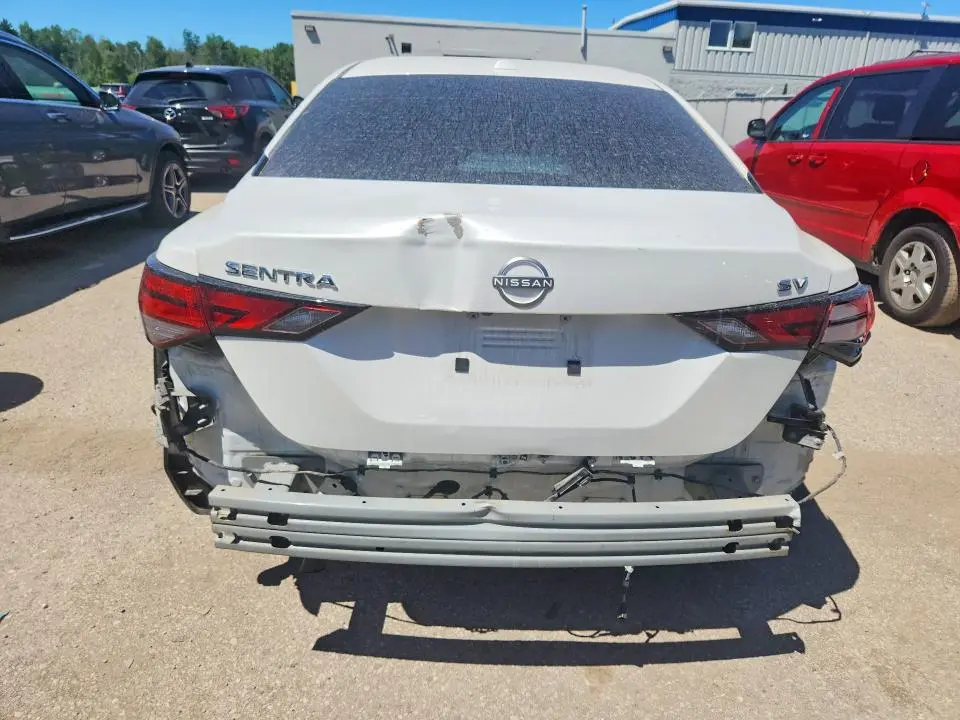 2024 NISSAN SENTRA SV  