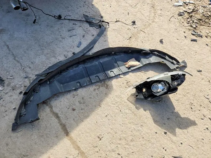 2011 FORD TAURUS LIMITED  