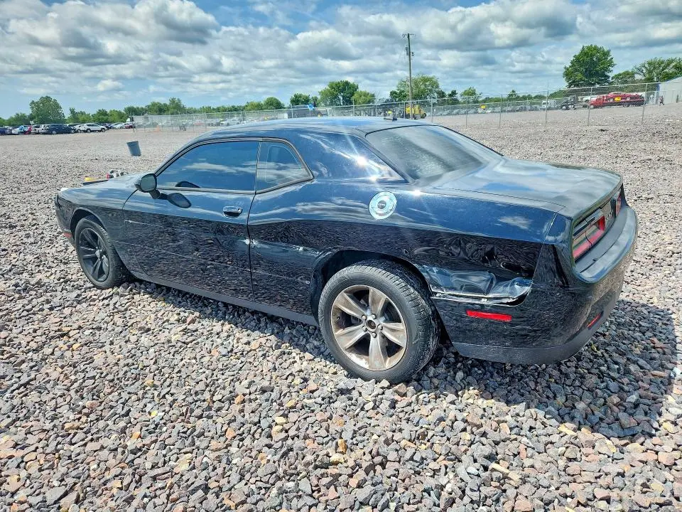 2015 DODGE CHALLENGER SXT  
