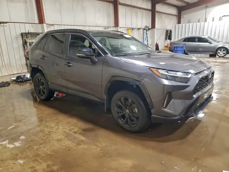 2022 TOYOTA RAV4 XSE  