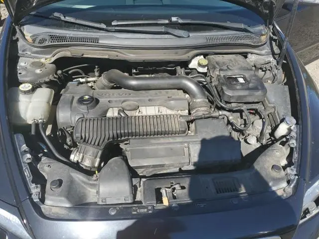 2010 VOLVO S40 T5  