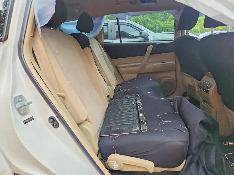 2011 TOYOTA HIGHLANDER BASE  