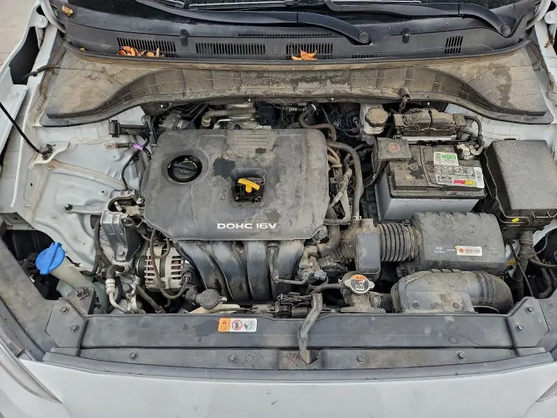 2021 HYUNDAI KONA SE  