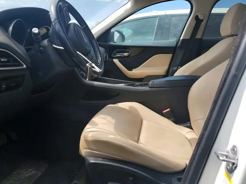 2017 JAGUAR F-PACE   