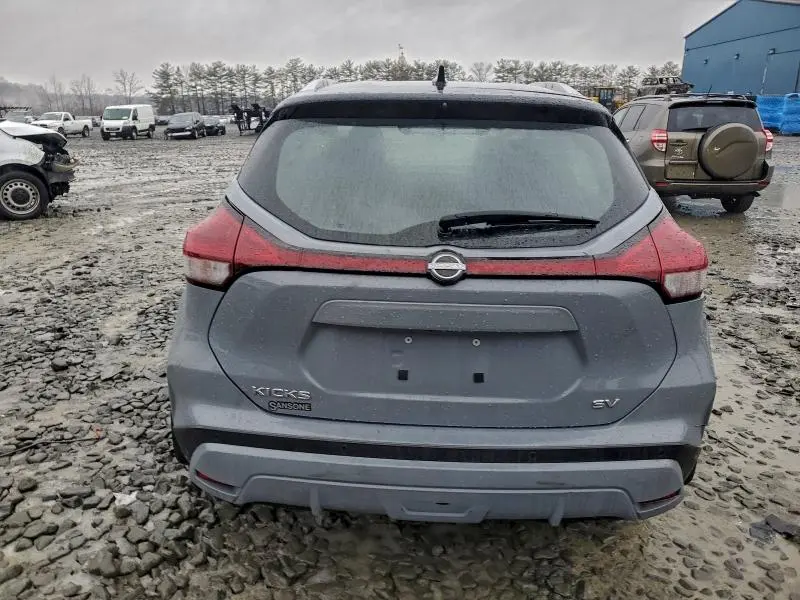 2023 NISSAN KICKS SV  
