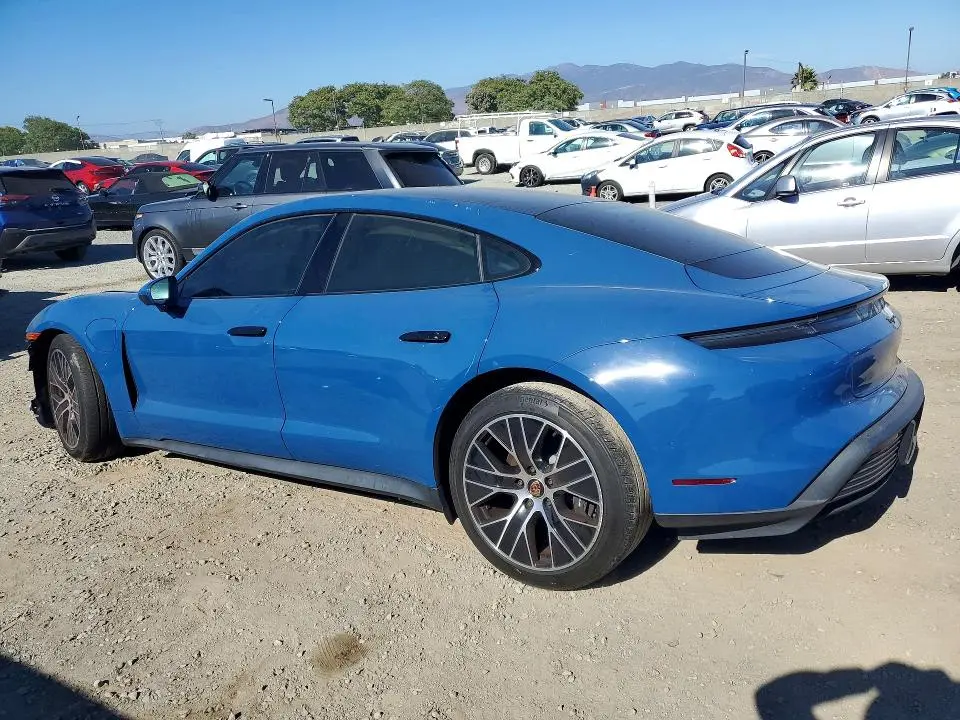 2023 PORSCHE TAYCAN   