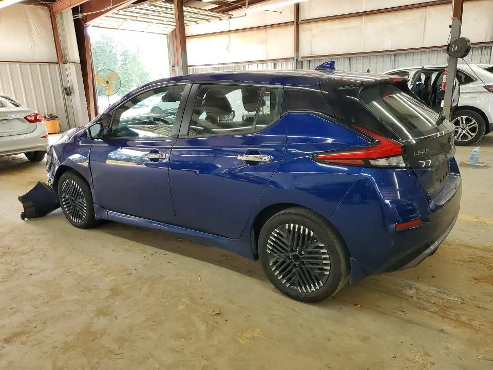 2024 NISSAN LEAF SV PLUS  