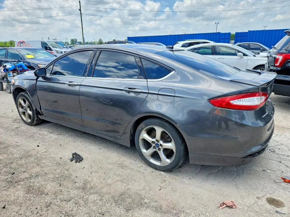 2015 FORD FUSION SE  