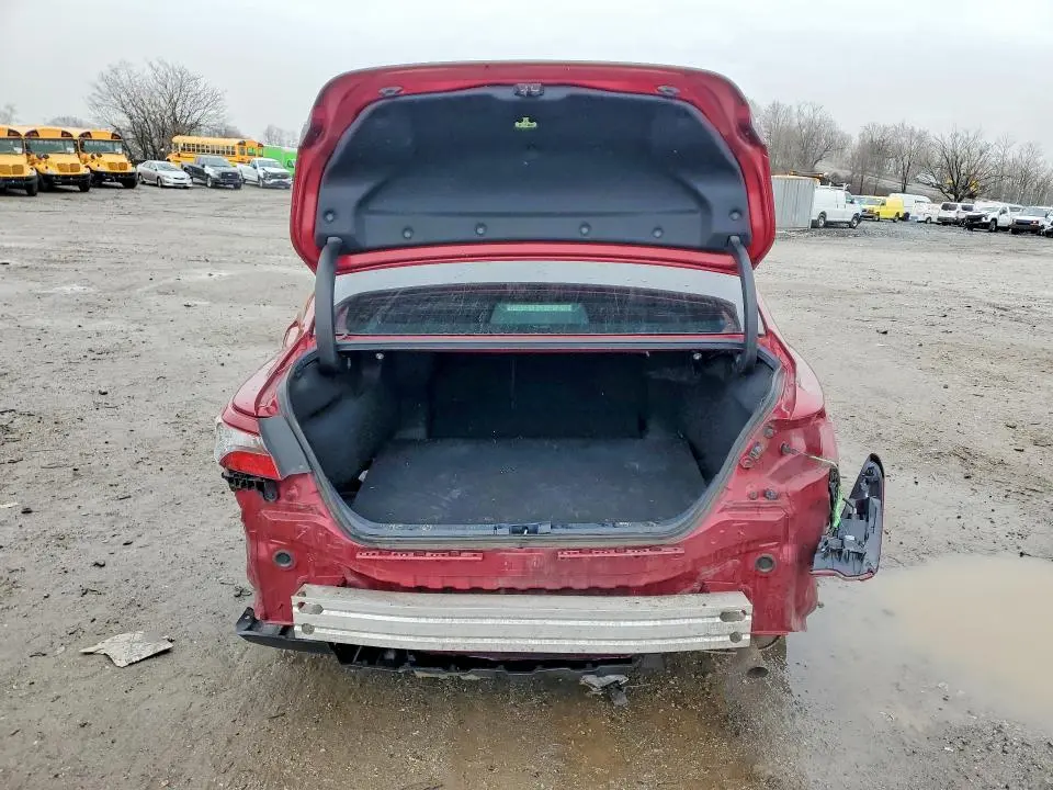 2022 TOYOTA CAMRY LE  