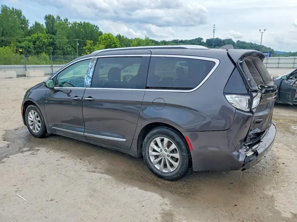 2018 CHRYSLER PACIFICA TOURING L PLUS  