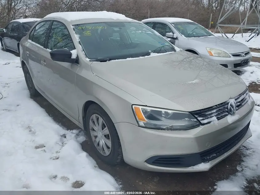 2013 VOLKSWAGEN JETTA 2.0L S