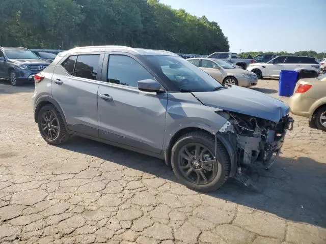 2021 NISSAN KICKS SV  