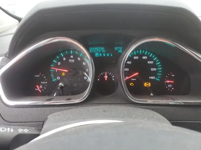 2010 CHEVROLET TRAVERSE LT  