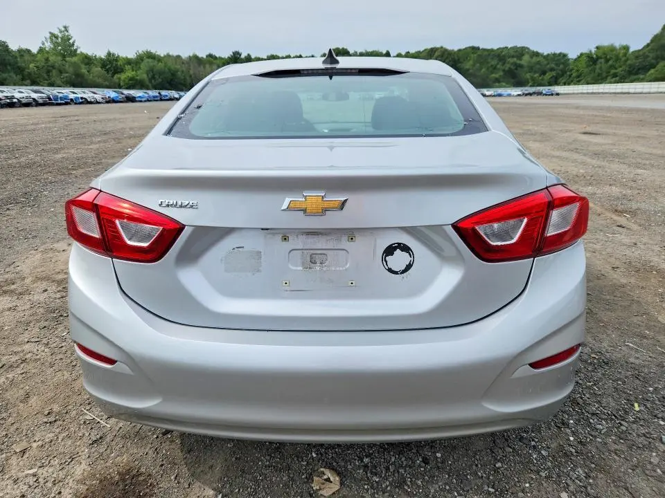 2017 CHEVROLET CRUZE LS  