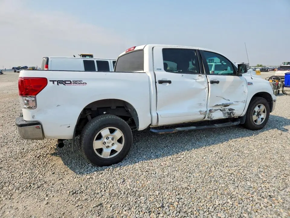 2013 TOYOTA TUNDRA CREWMAX SR5  