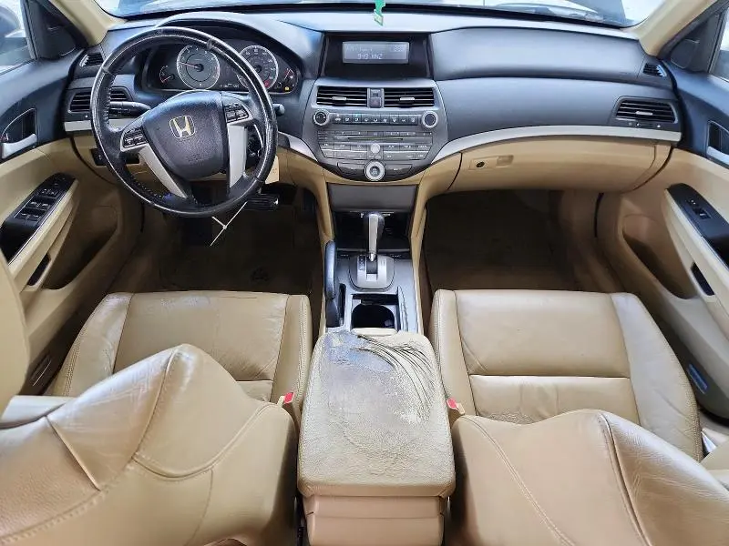 2011 HONDA ACCORD SE  
