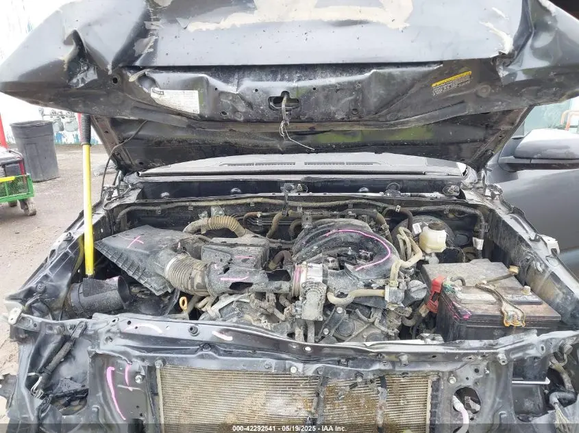 2022 TOYOTA TACOMA SR V6