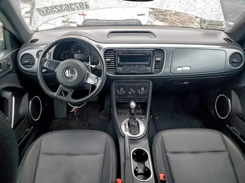 2012 VOLKSWAGEN BEETLE   