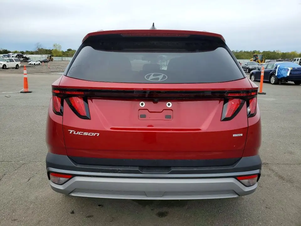 2025 HYUNDAI TUCSON SEL  