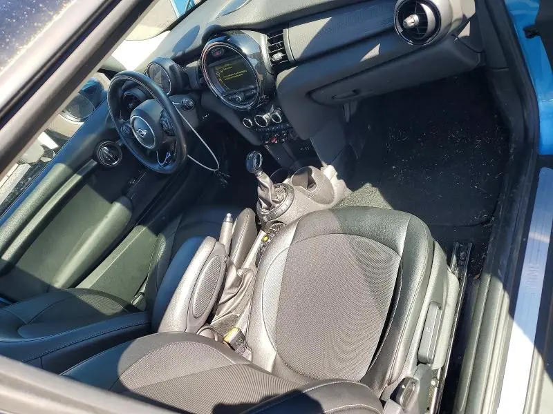 2016 MINI COOPER   