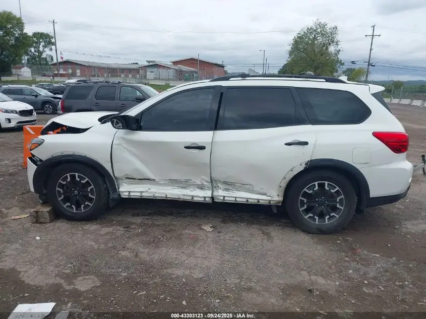 2019 NISSAN PATHFINDER SL