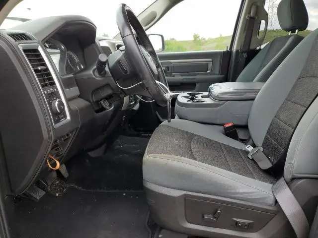 2019 RAM 1500 CLASSIC SLT  