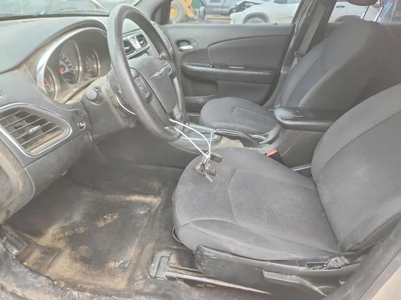 2012 CHRYSLER 200 LX  