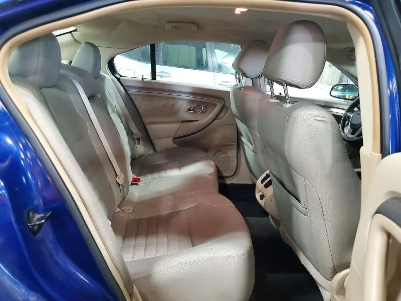 2013 FORD TAURUS SE  