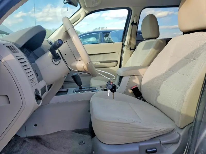 2012 FORD ESCAPE XLT  