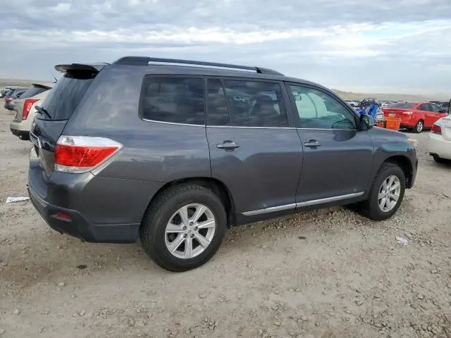 2011 TOYOTA HIGHLANDER BASE  